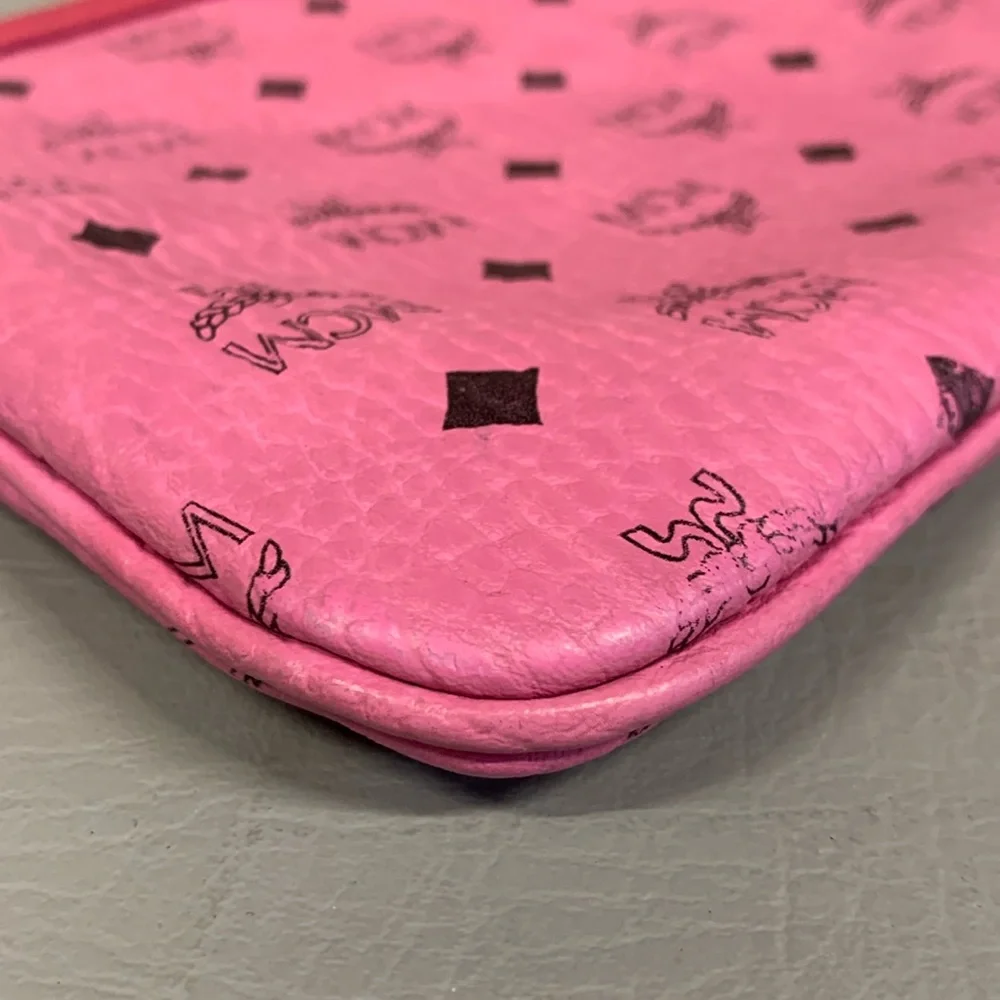 MCM Dark Pink Leather Visetos Large Pouchette Shoulder Bag Wristlet - Picture 3 of 12